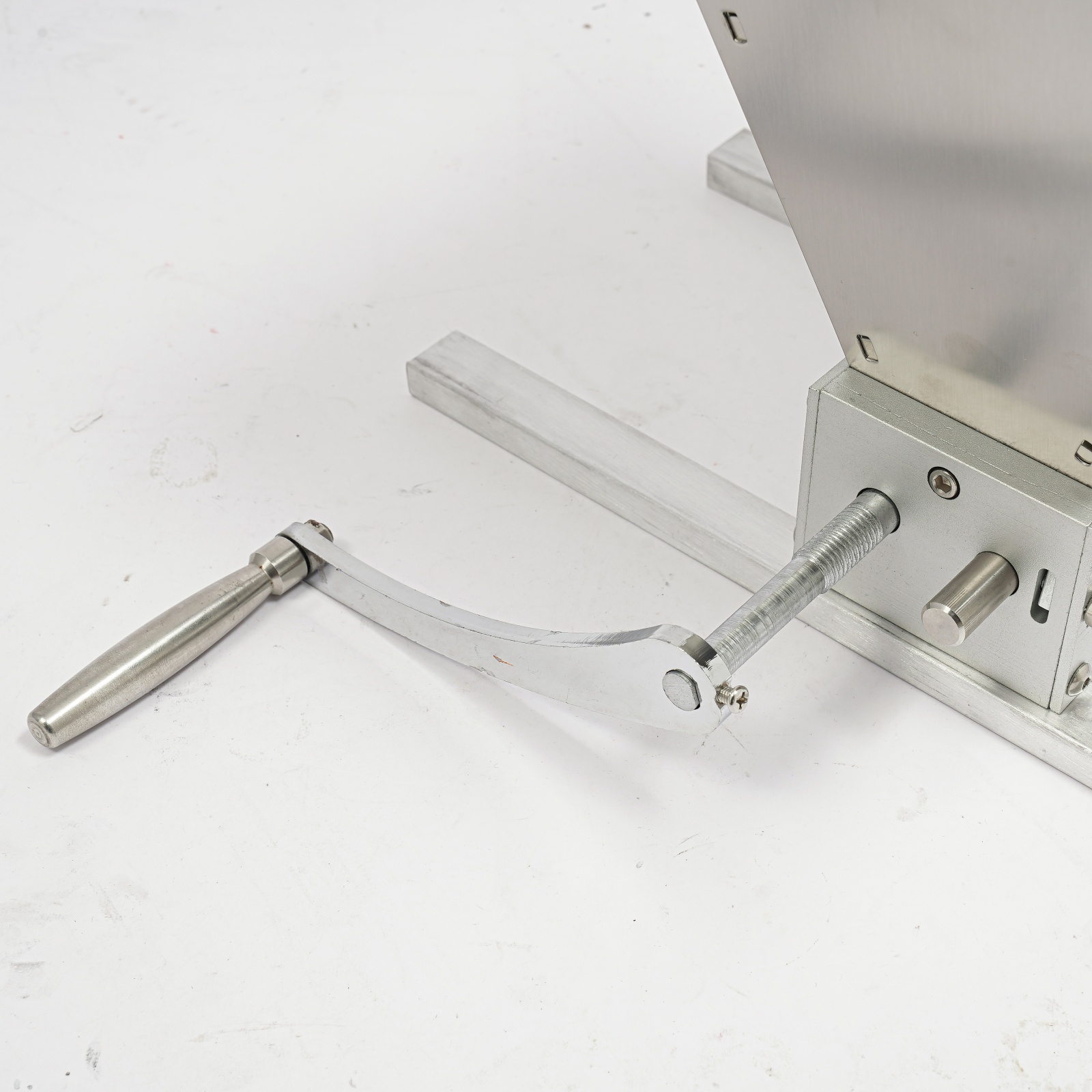穀物粉砕機、穀物ミル、穀物粉砕機、手動クランク＆電動ドリル両 - Grain Mill Grinder Hand Crank のレビューと価格